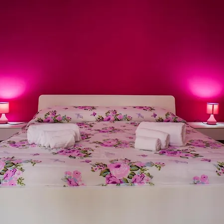 I Giardini Di Edicart Apartman *